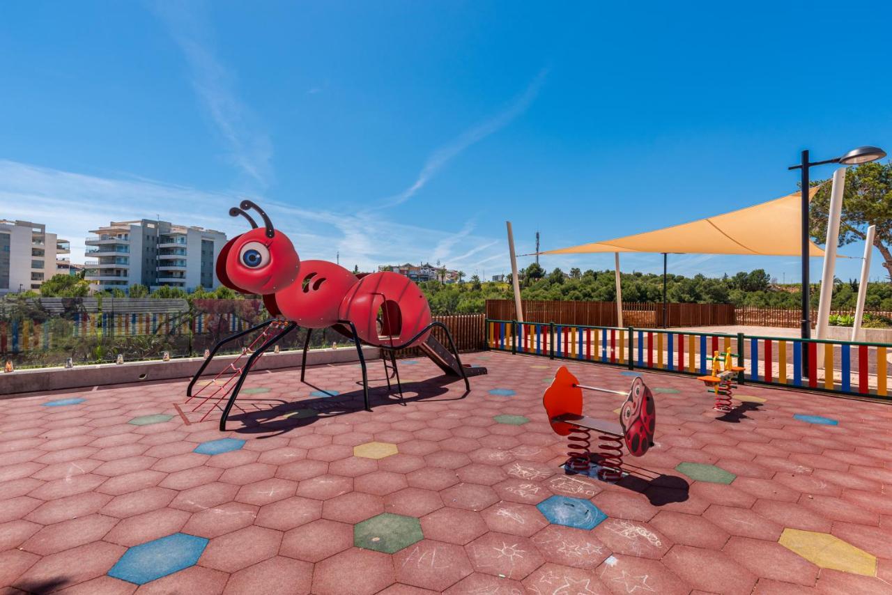 La Zenia Cocoon - Luxury Penthouse With Jacuzzi, 2 Pools, Indoor Heated Pool, Sauna, Gym, Playstation Appartement Dehesa de Campoamor  Buitenkant foto