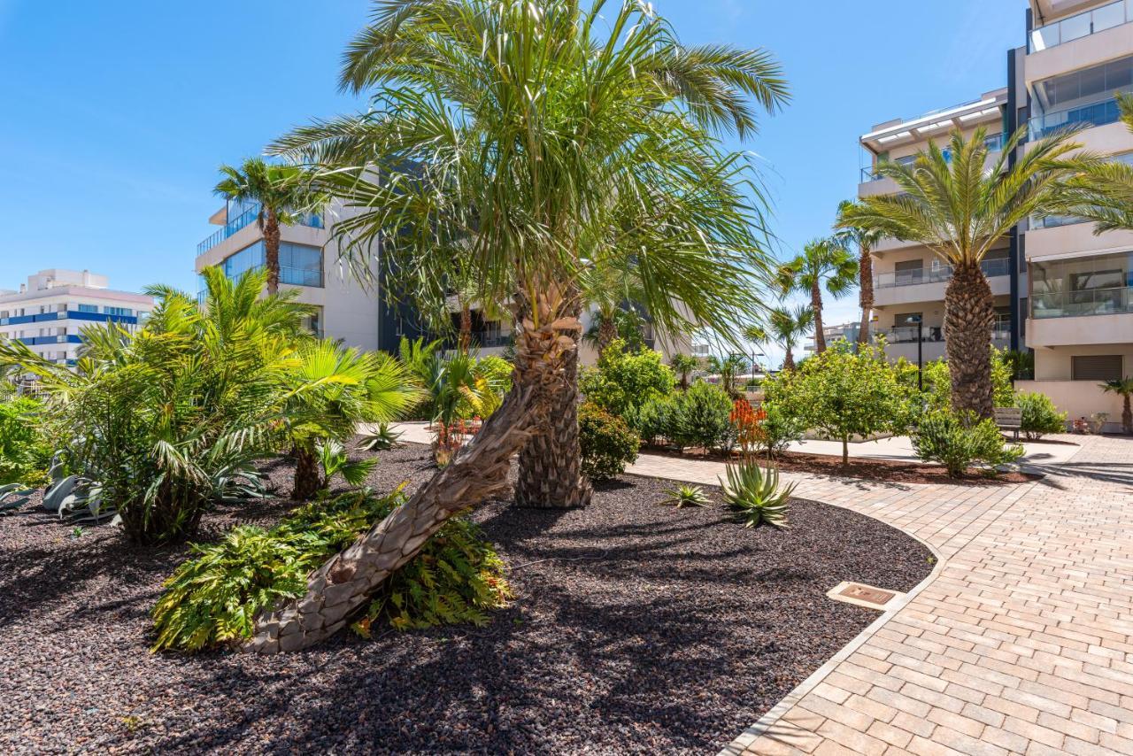 La Zenia Cocoon - Luxury Penthouse With Jacuzzi, 2 Pools, Indoor Heated Pool, Sauna, Gym, Playstation Appartement Dehesa de Campoamor  Buitenkant foto