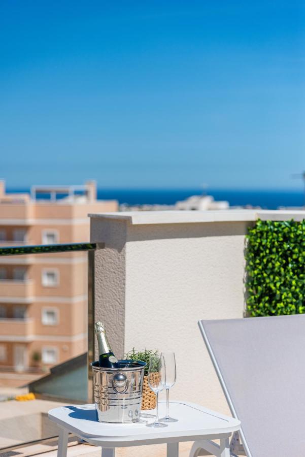 La Zenia Cocoon - Luxury Penthouse With Jacuzzi, 2 Pools, Indoor Heated Pool, Sauna, Gym, Playstation Appartement Dehesa de Campoamor  Buitenkant foto